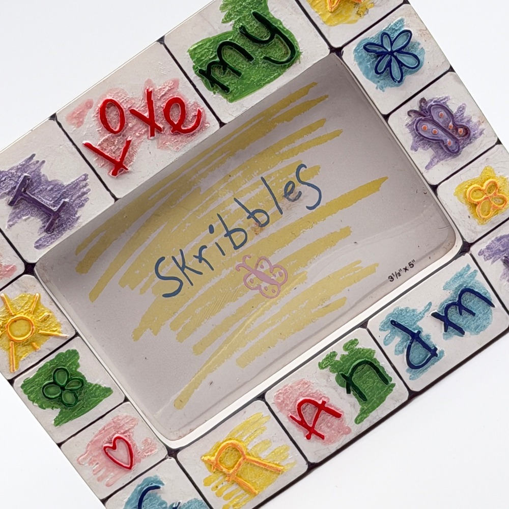 Handpainted "I Love My Grandma" Photo Frame, Kids Skribbles Art,‎ Resin (3.5x5")